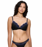 Biustonosz Triumph Comfort Glam push-up koronkowy z fiszbinami