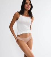 Majtki Damskie Triumph Pretty Micro String