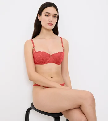 Biustonosz Triumph Crazy Stupid Love WHP usztywniany z fiszbinami koronkowy