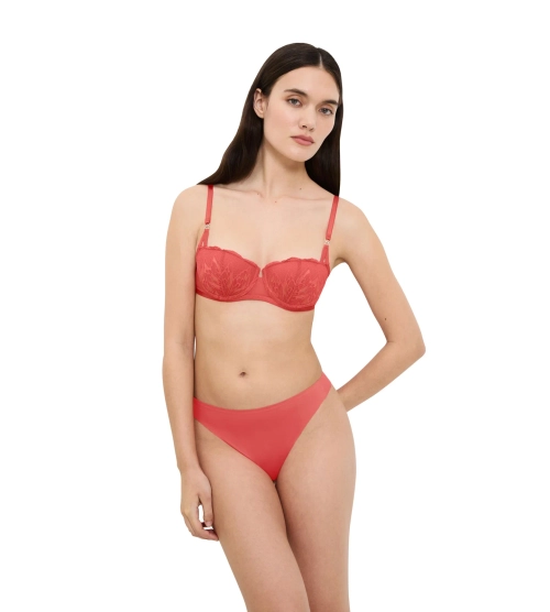 Majtki damskie Triumph Smart Invisible figi bezszwowe String
