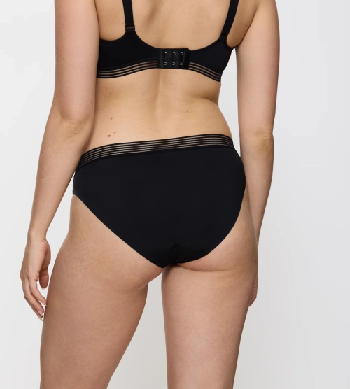 Majtki damskie Triumph czarne Infinite Sensation  figi Tai klasyczne 