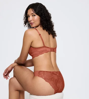 Majtki damskie Triumph Pretty Micro figi Tai koronkowe