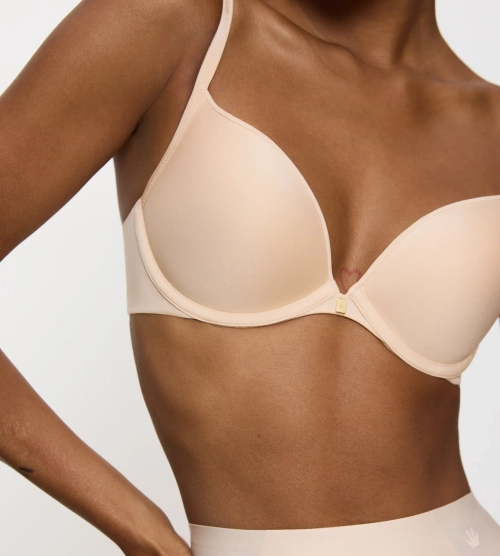 Biustonosz Triumph beżowy Body Make-Up Essentials WHU push-up miękki z fiszbinami