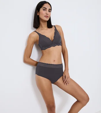 Majtki damskie Triumph Feel of Modal figi Tai