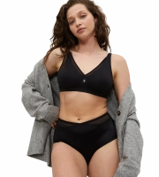 Majtki damskie Triumph czarne True Shape Sensation Maxi figi modelujące