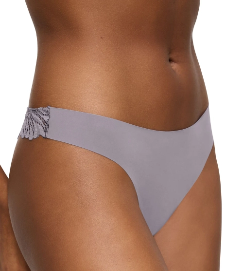 Majtki damskie Triumph Pretty Micro figi stringi bezszwowe