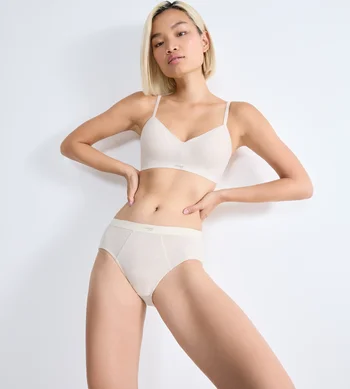 Biustonosz sloggi EVER Ease P usztywniany bez fiszbin