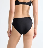 Majtki damskie sloggi czarne 24/7 Cotton Lace Tai figi bawełniane