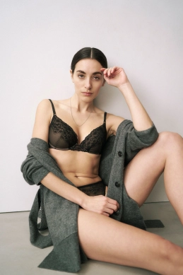 Biustonosz Triumph Bright Spotlight WHU push-up z fiszbinami