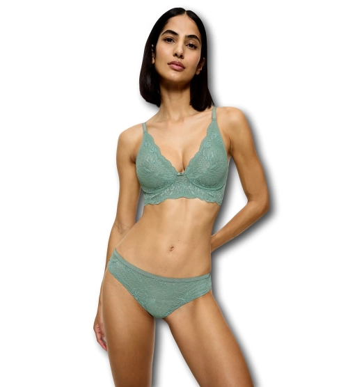 Majtki damskie Triumph Amourette Charm figi Brazilian koronkowe