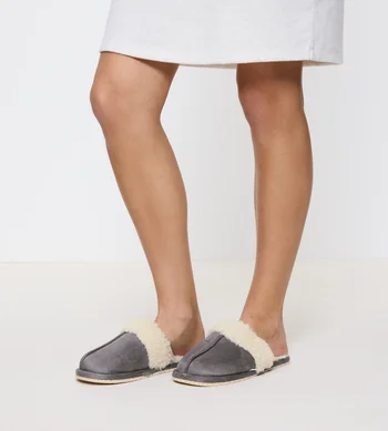 Kapcie damskie Triumph Accessories Slipper 03