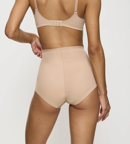 Majtki damskie Triumph beżowe Becca High Panty figi modelujące