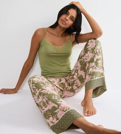 Spodnie damskie Triumph Aura Spotlight Trousers 01