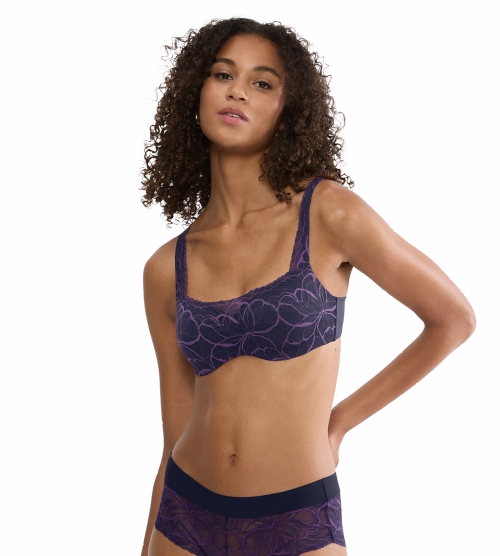 Biustonosz Triumph Body Make-Up Illusion Lace Bal