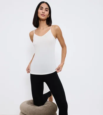 Top Triumph Beauty Layers Spaghetti Biały