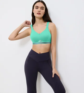 Biustonosz Sportowy Triumph Triaction Cardio Cloud P usztywniany bez fiszbin