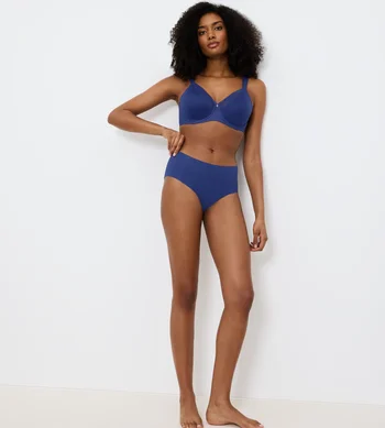 Majtki damskie Triumph Pretty Micro figi Maxi koronkowe