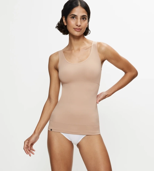 Koszulka modelująca Triumph cielista Trendy Sensation Shirt02