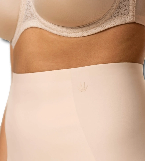 Majtki damskie Triumph beżowe Medium Shaping Series Highwais figi z wysokim stanem