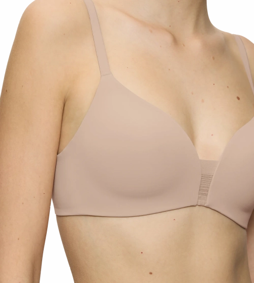 Biustonosz Triumph Flex Smart usztywniany bez fiszbin bezszwowy