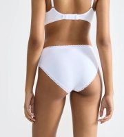 Majtki damskie sloggi białe 24/7 Cotton Lace Tai figi bawełniane